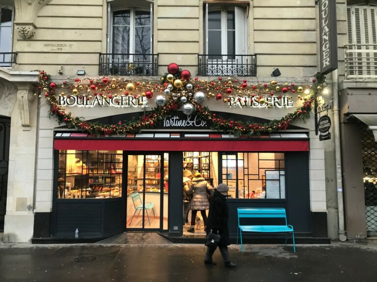 DEVANTURE BOULANGERIE